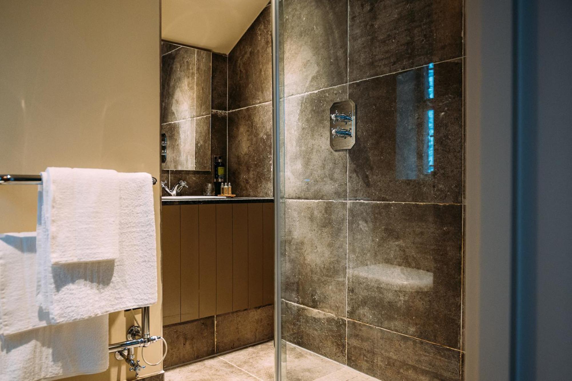 Assheton Arms Hotel Clitheroe Buitenkant foto